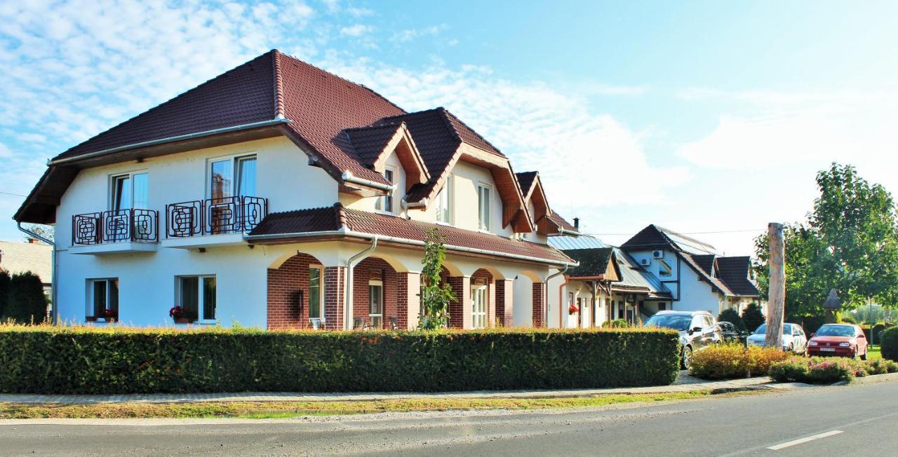 Fonix Apartmanhaz Nagypáli 외부 사진